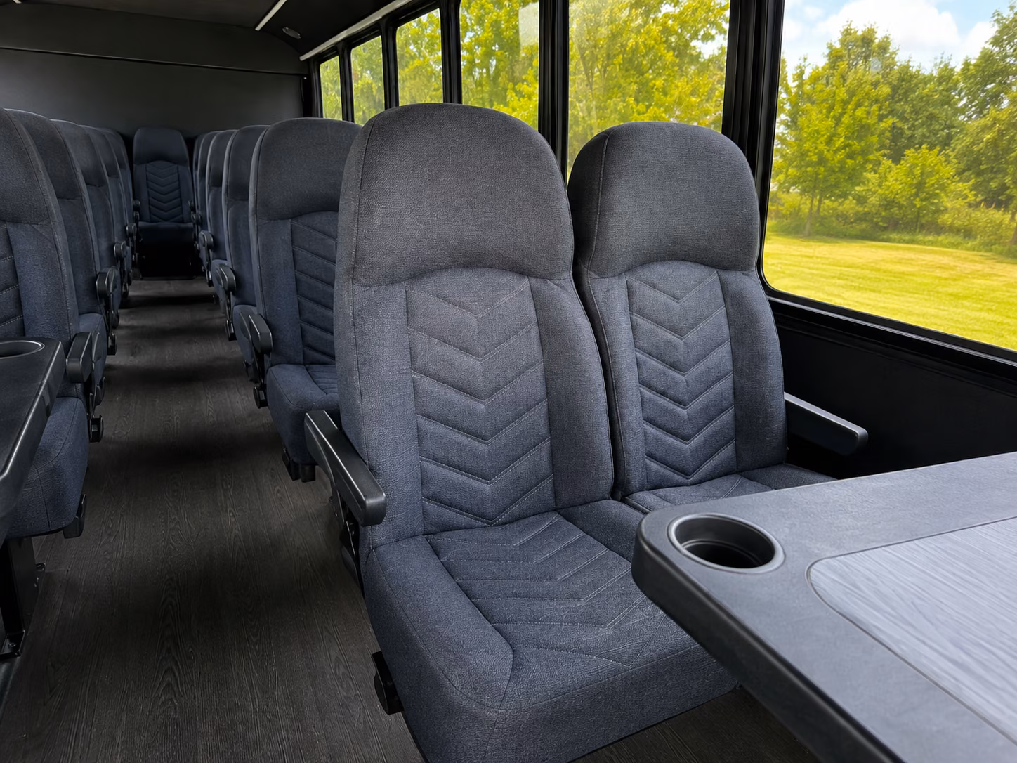 charter buses for large wedding guest counts in new orleans