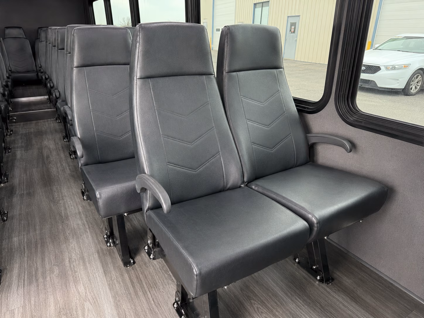 new orleans 15 passenger minibus interior